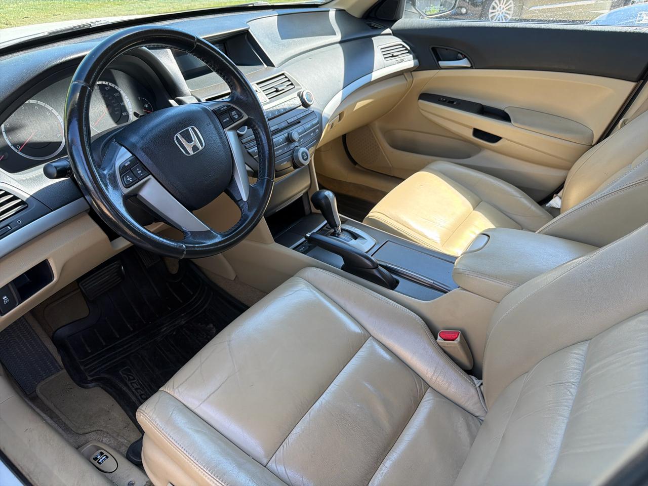 Honda Accord  2011