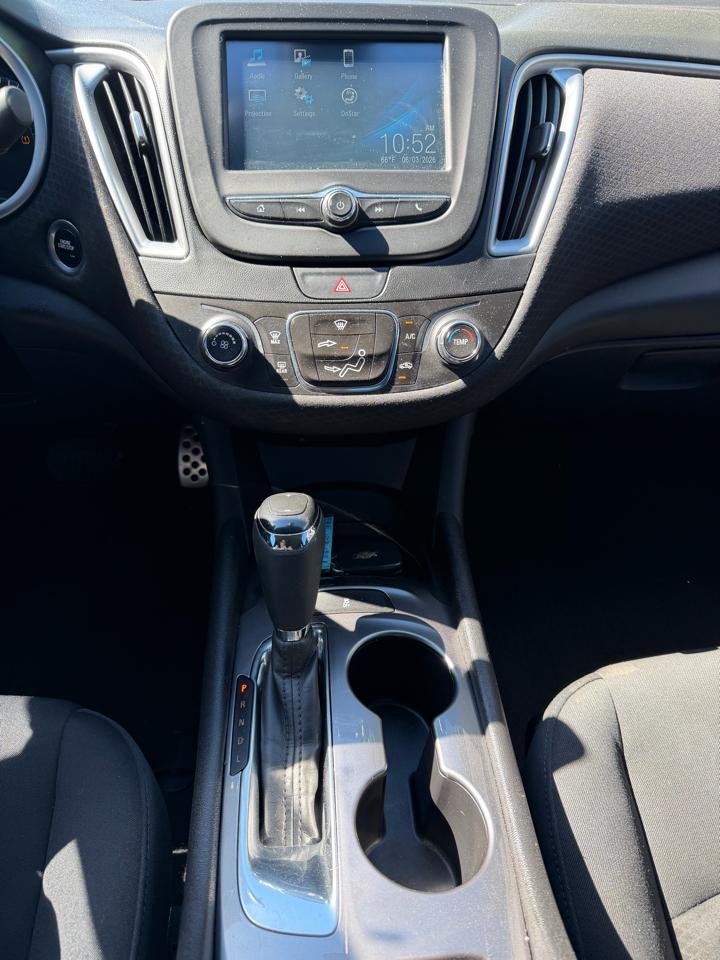 Chevrolet Malibu  2017