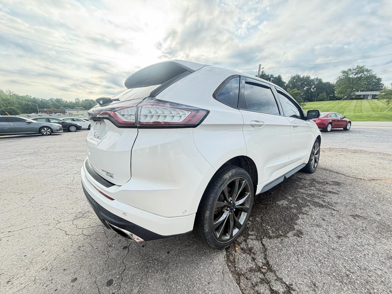 Ford Edge  2016