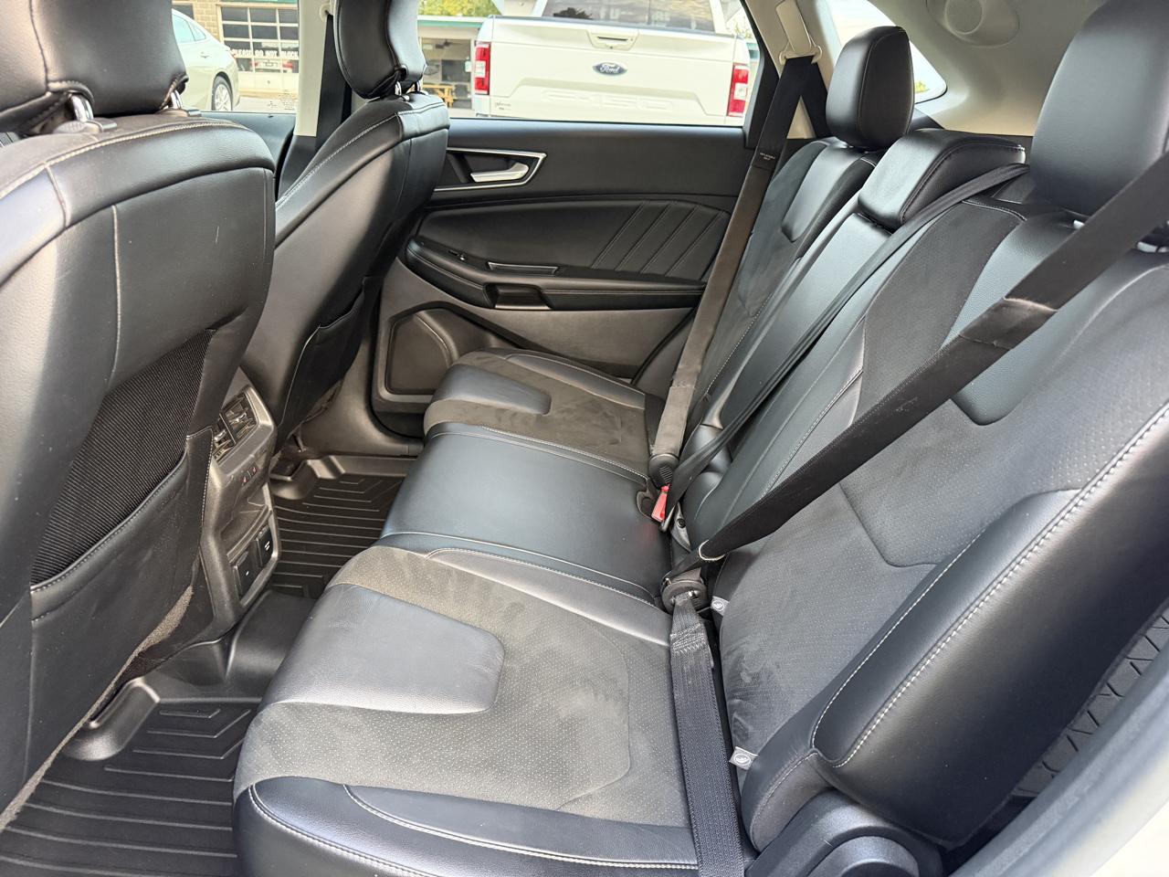 Ford Edge  2016