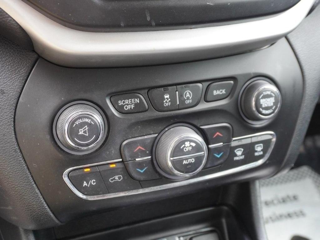 Jeep Cherokee 4WD 4dr Trailhawk 2015