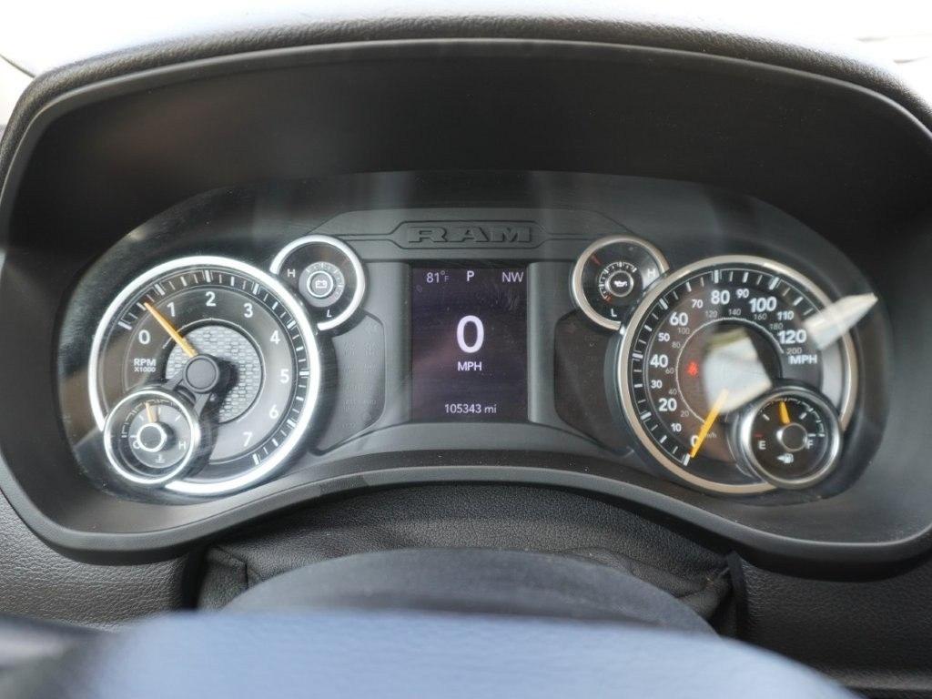 RAM 1500 Big Horn 4x2 Crew Cab 5'7" Box 2020