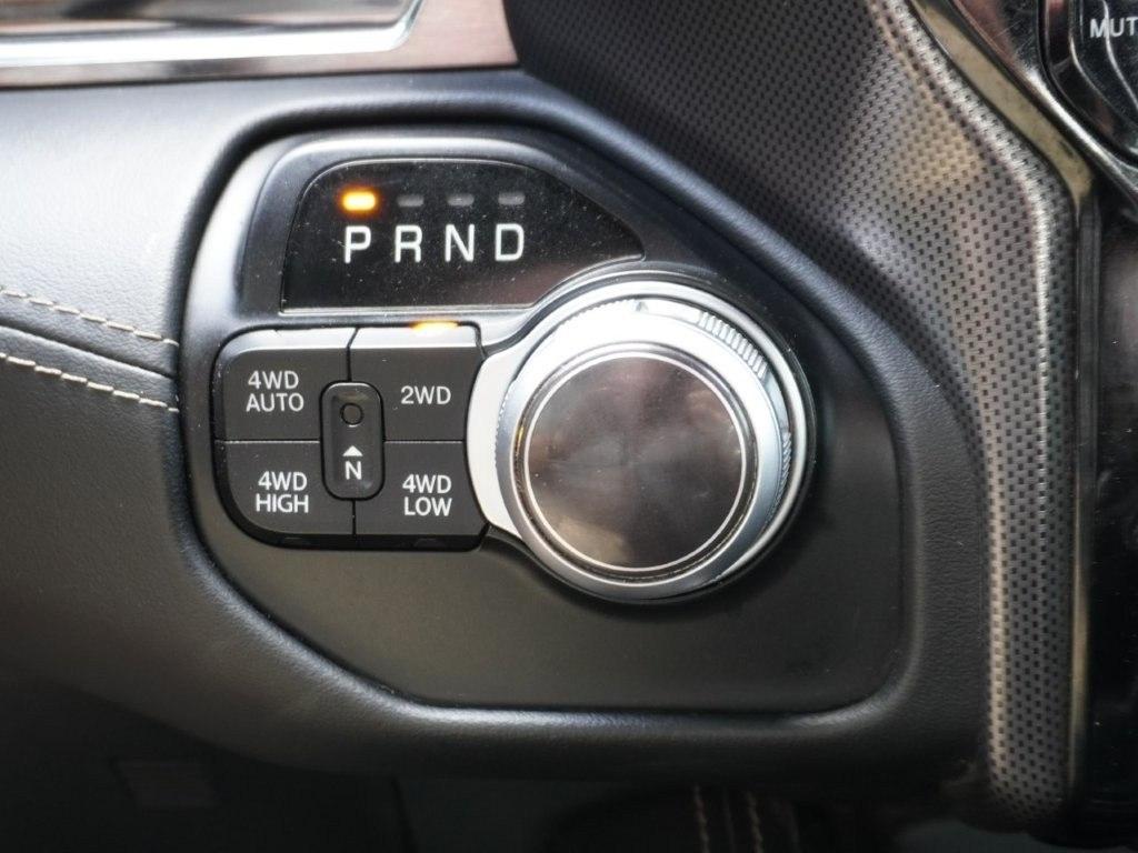 RAM 1500 Limited 4x4 Crew Cab 5'7" Box 2022