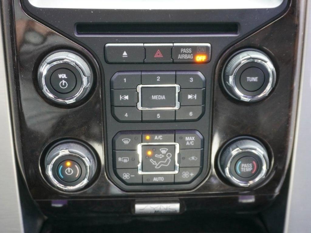 Ford F-150 4WD SuperCrew 145" King Ranch 2013