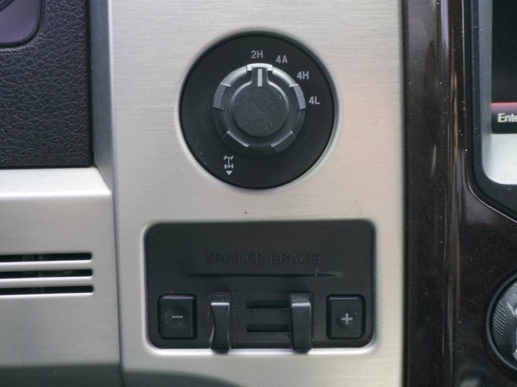 Ford F-150 4WD SuperCrew 145" King Ranch 2013