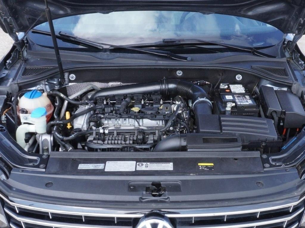 Volkswagen Passat 4dr Sdn 1.8T Auto S 2016