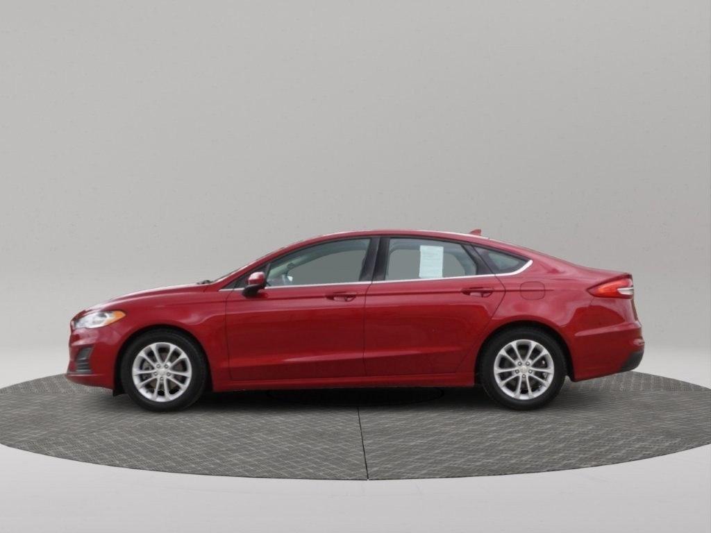 Ford Fusion SE FWD 2020