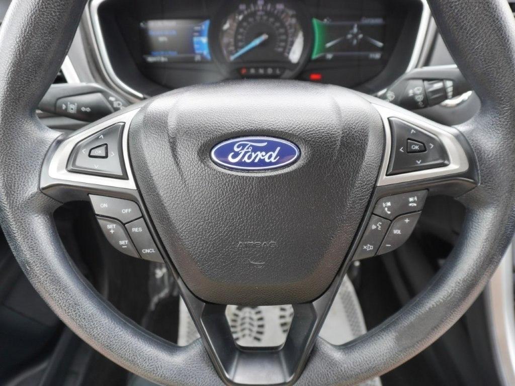 Ford Fusion SE FWD 2020