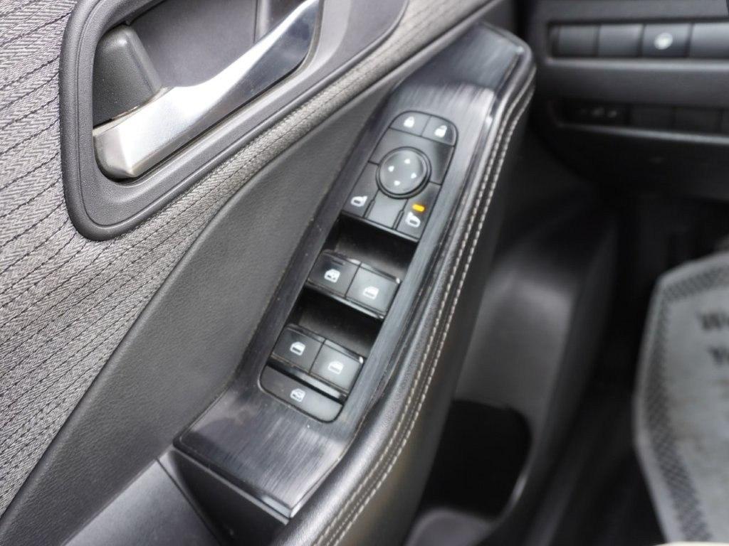 Nissan Rogue FWD SV 2022