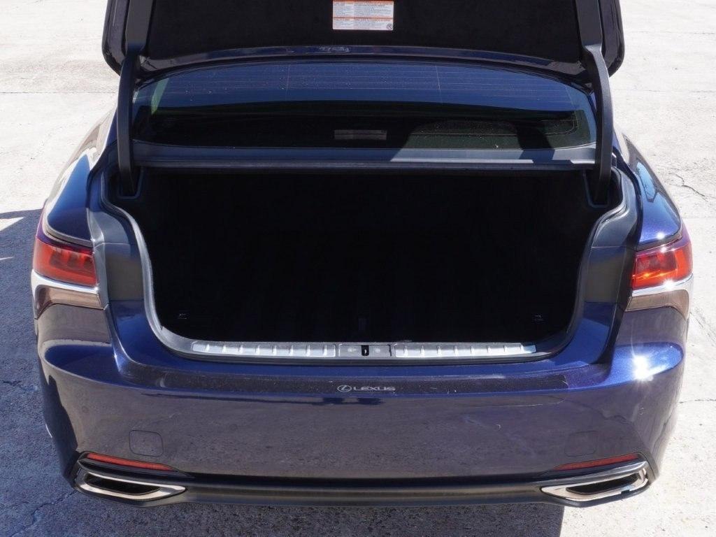 Lexus LS LS 500 RWD 2019