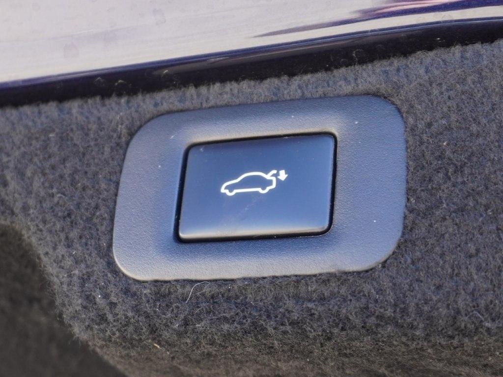 Lexus LS LS 500 RWD 2019