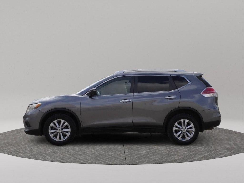 Nissan Rogue FWD 4dr SV 2015