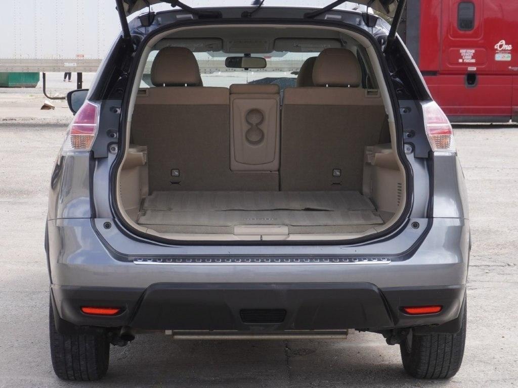 Nissan Rogue FWD 4dr SV 2015