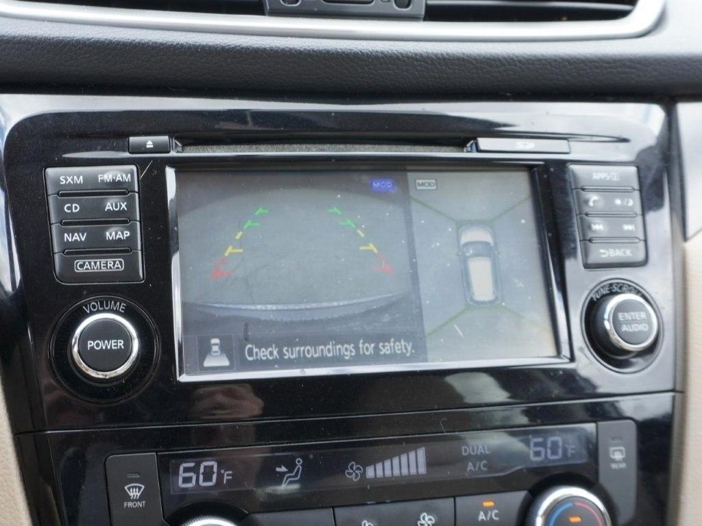 Nissan Rogue FWD 4dr SV 2015