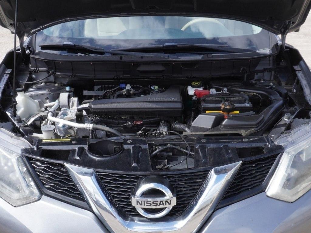 Nissan Rogue FWD 4dr SV 2015