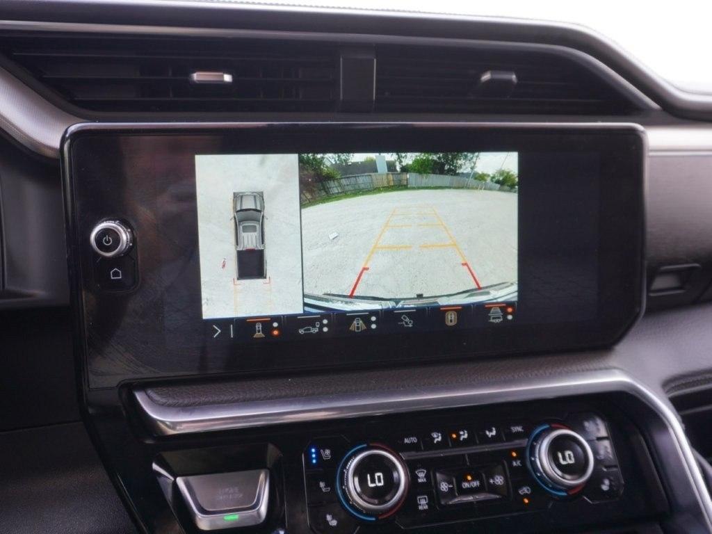 GMC Sierra 1500 4WD Crew Cab 147" Denali 2024