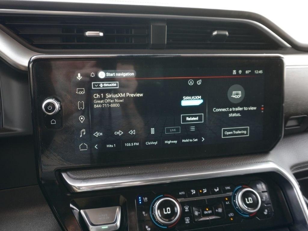 GMC Sierra 1500 4WD Crew Cab 147" Denali 2024