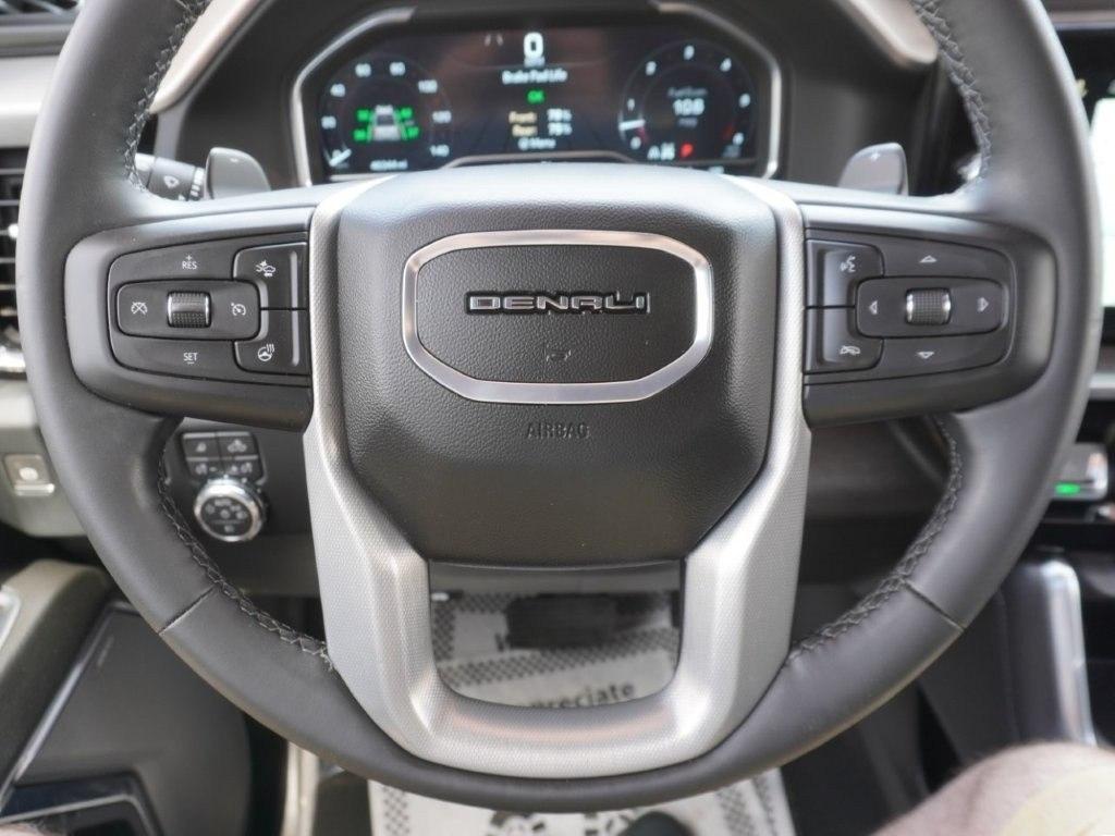 GMC Sierra 1500 4WD Crew Cab 147" Denali 2024