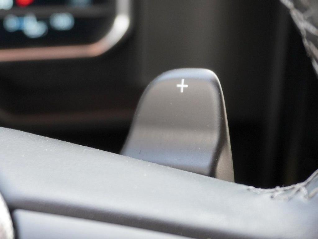 GMC Sierra 1500 4WD Crew Cab 147" Denali 2024