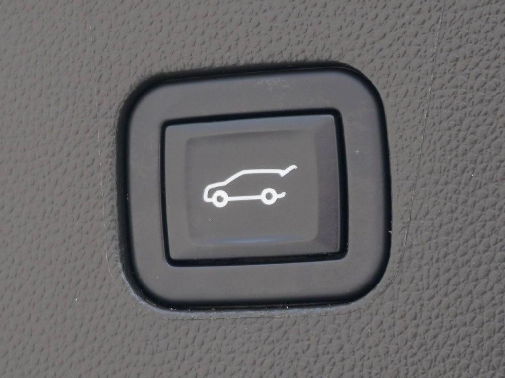 Buick Enclave AWD 4dr Premium 2022