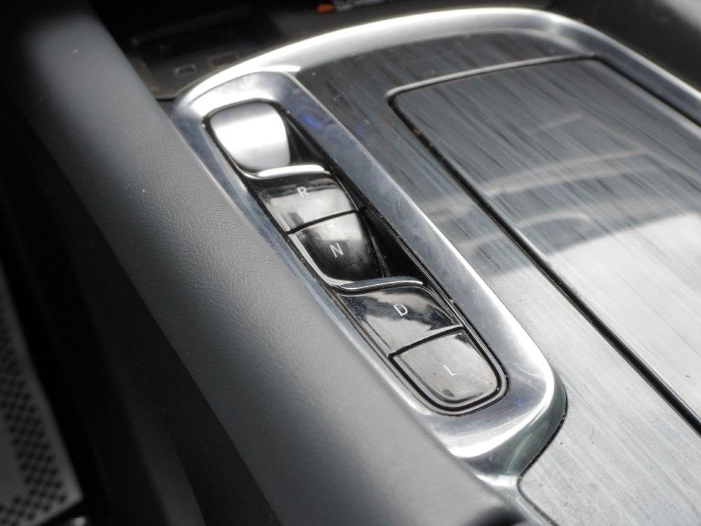 Buick Enclave AWD 4dr Premium 2022