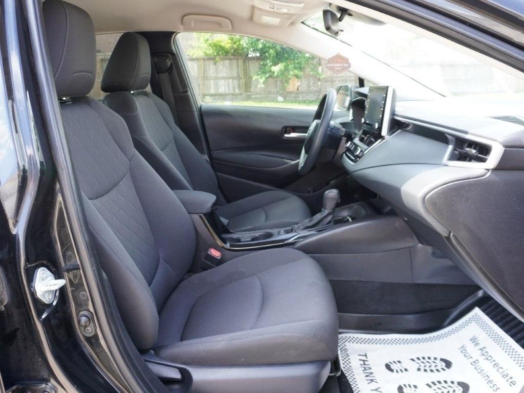 Toyota Corolla LE CVT (Natl) 2021