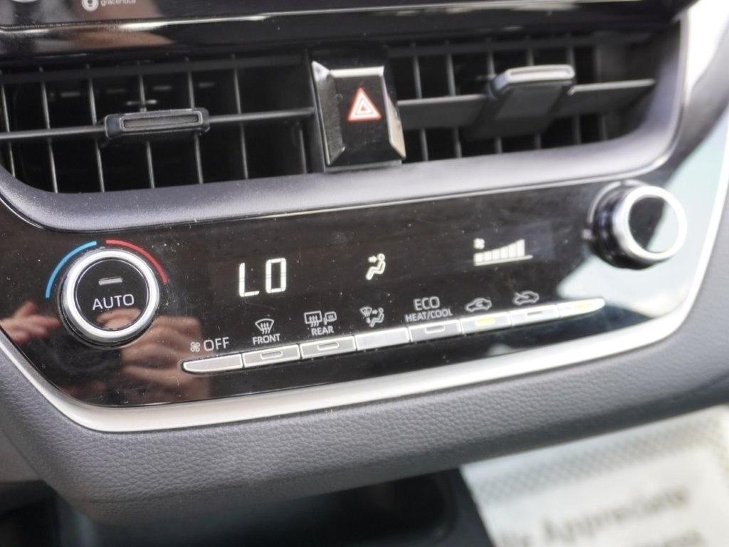 Toyota Corolla LE CVT (Natl) 2021