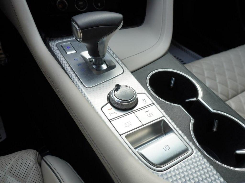 Genesis G70 3.3T RWD 2023