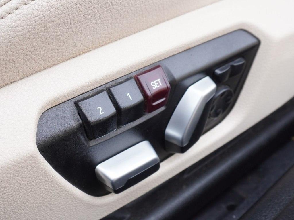 BMW 2 Series 2dr Cpe 228i xDrive AWD 2016