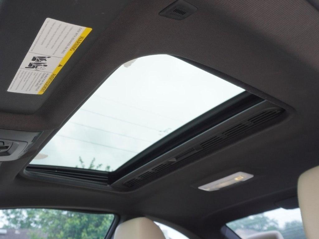 BMW 2 Series 2dr Cpe 228i xDrive AWD 2016