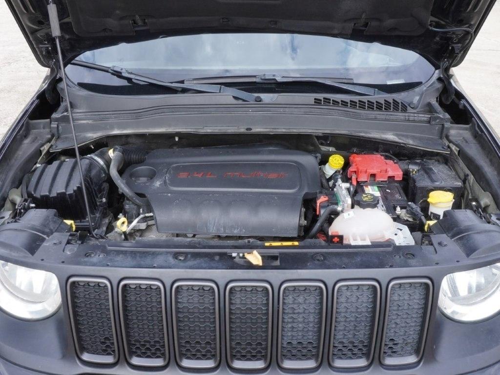 Jeep Renegade Latitude FWD 2021