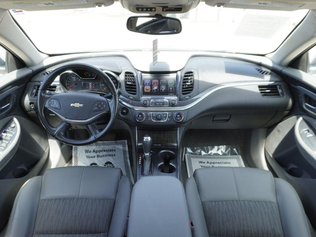 Chevrolet Impala 4dr Sdn LT w/1LT 2018