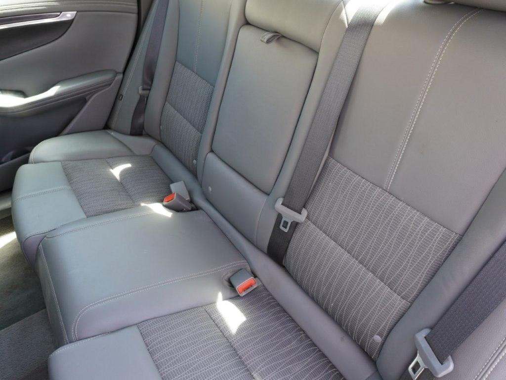 Chevrolet Impala 4dr Sdn LT w/1LT 2018