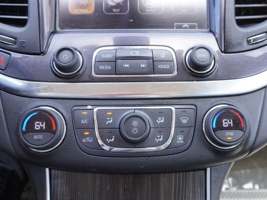 Chevrolet Impala 4dr Sdn LT w/1LT 2018