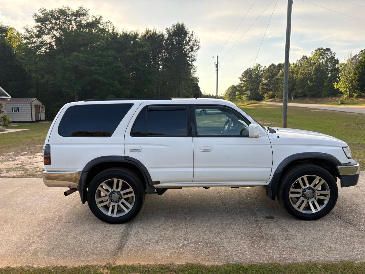 Toyota 4Runner SR5 2WD 1999