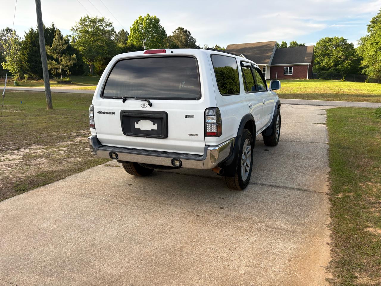 Toyota 4Runner SR5 2WD 1999