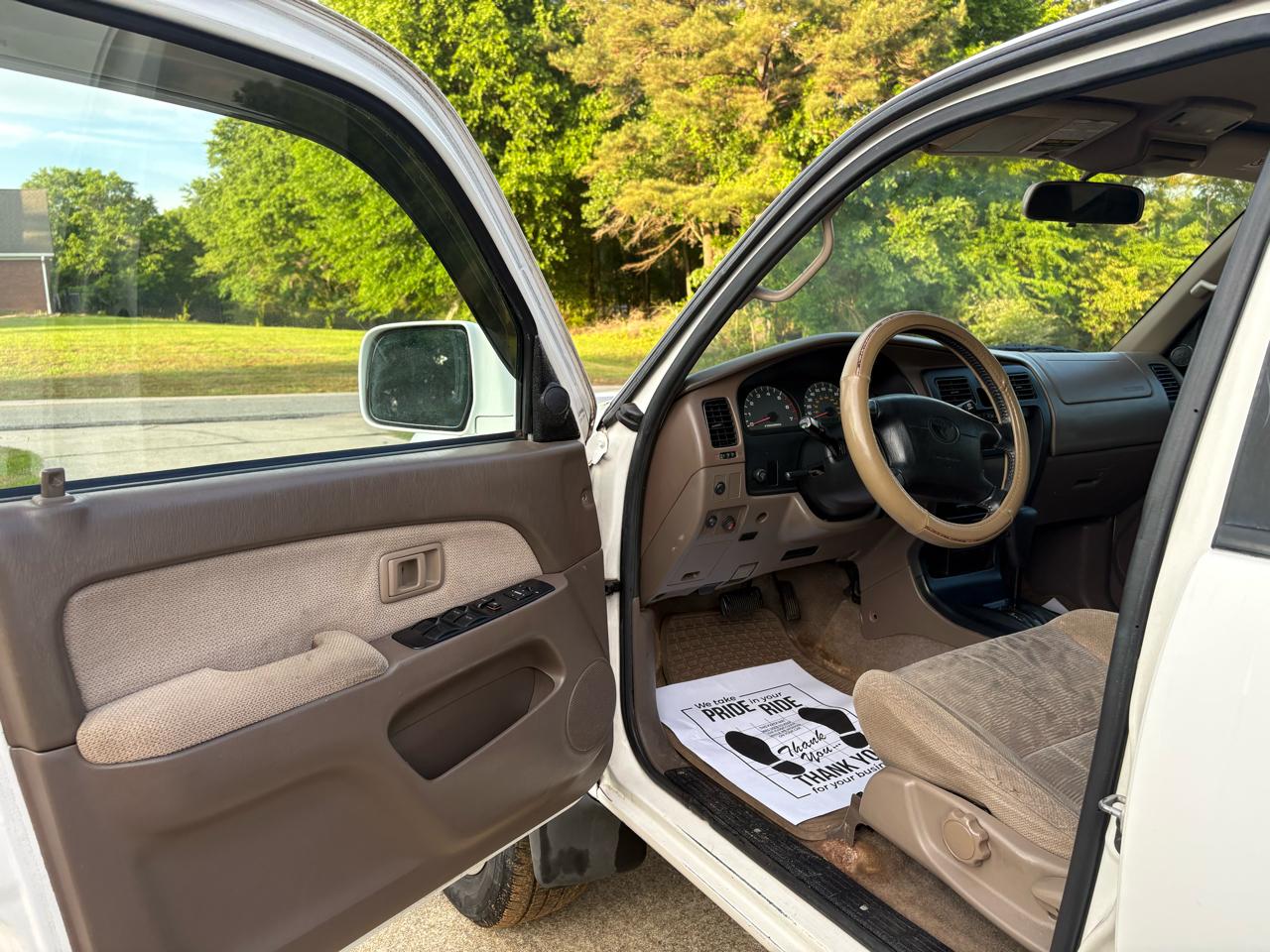 Toyota 4Runner SR5 2WD 1999