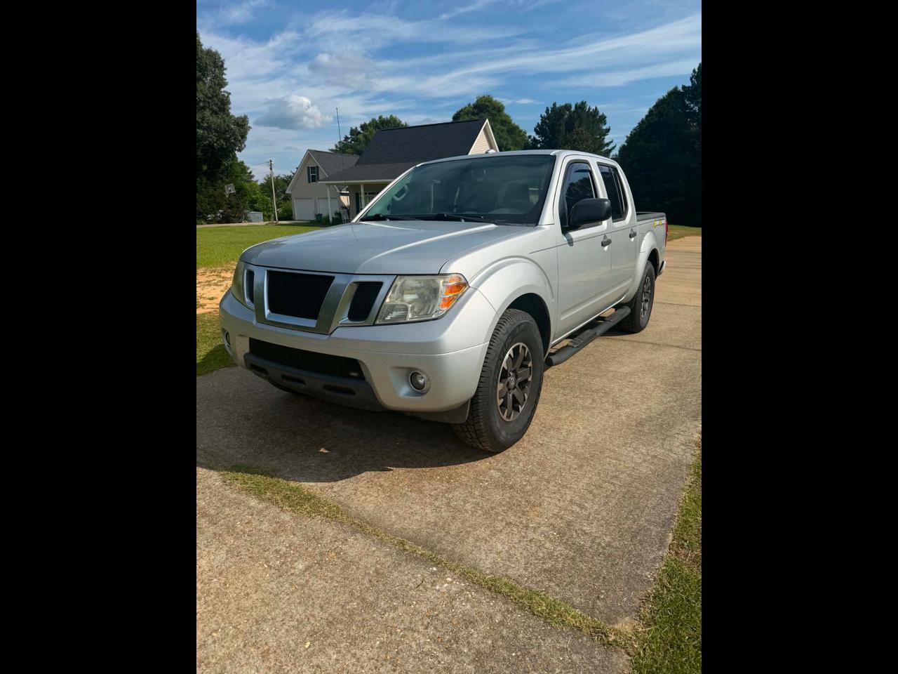 Nissan Frontier S Crew Cab 5AT 2WD 2015