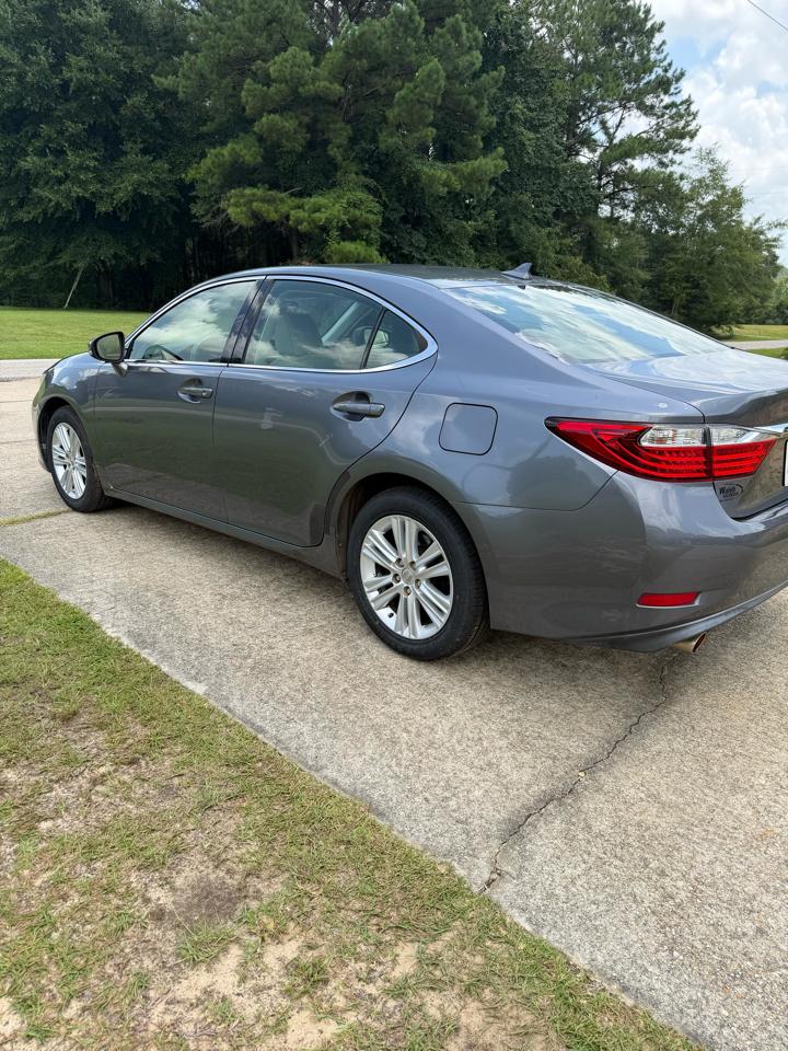 Lexus ES 350 Sedan 2013