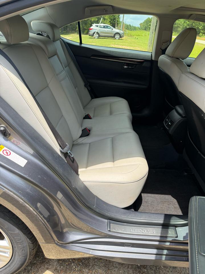 Lexus ES 350 Sedan 2013
