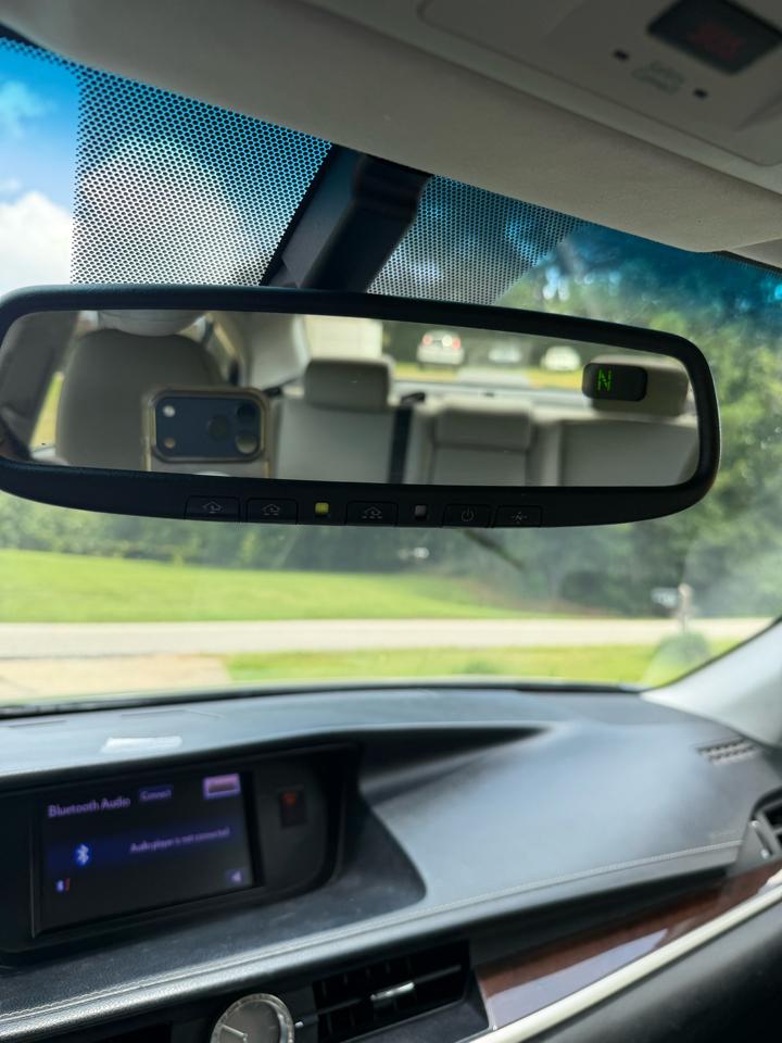 Lexus ES 350 Sedan 2013