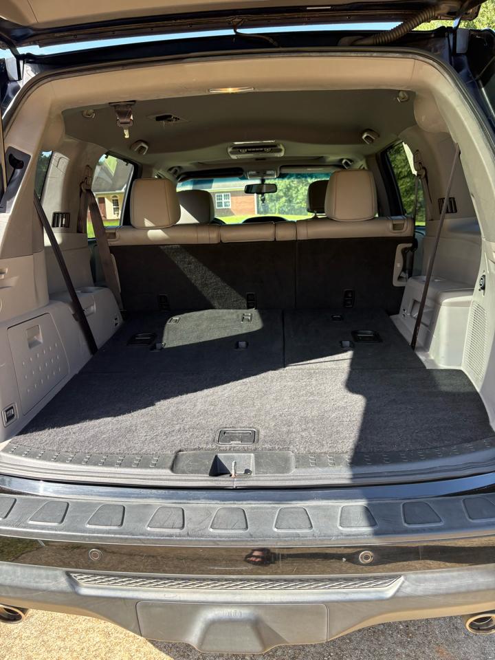 Honda Pilot Touring 2WD 5-Spd AT with DVD 2012