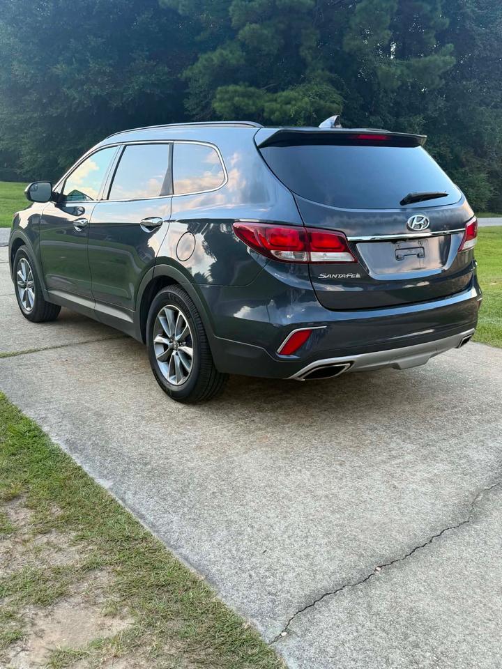 Hyundai Santa Fe SE FWD 2017