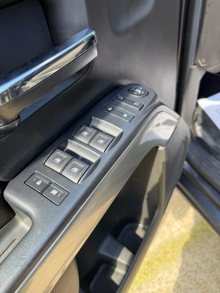 Chevrolet Silverado 1500 1LT Crew Cab 4WD 2015