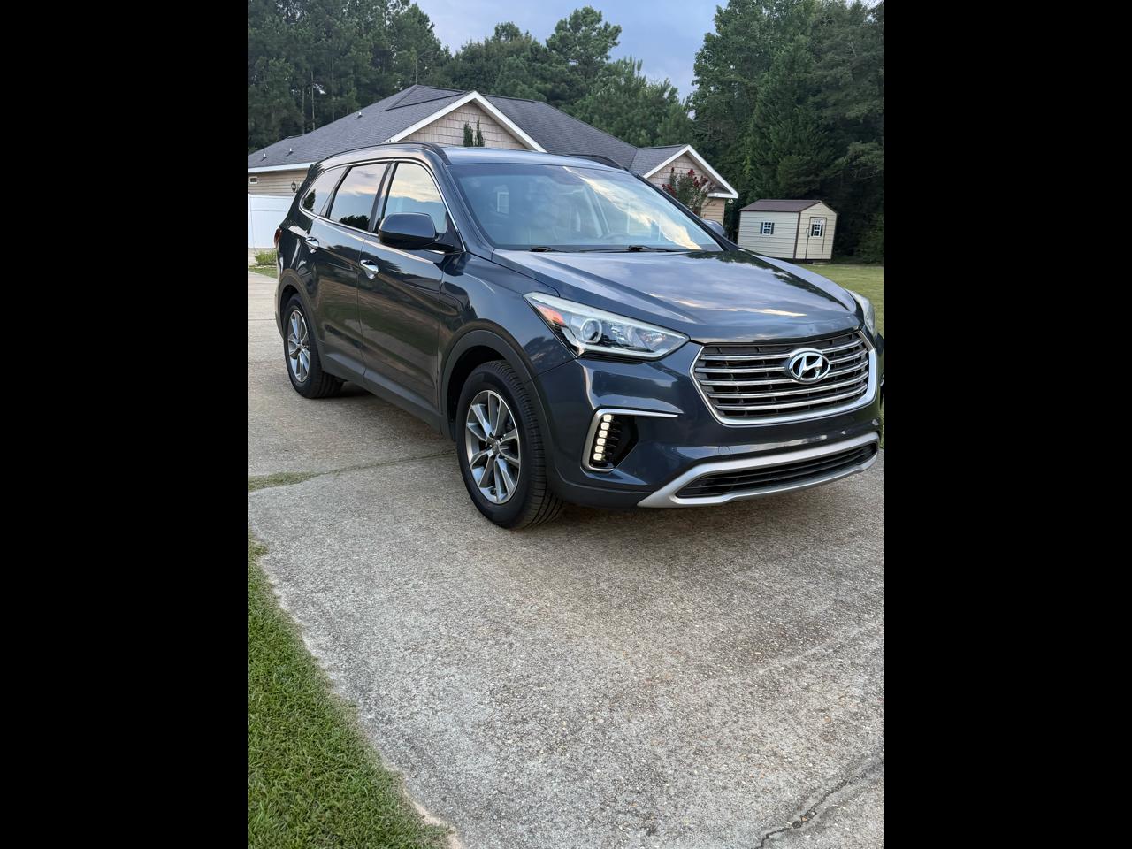2017 Hyundai Santa Fe SE FWD