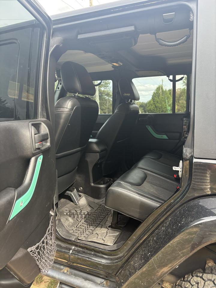 Jeep Wrangler Unlimited Sport 4WD 2015