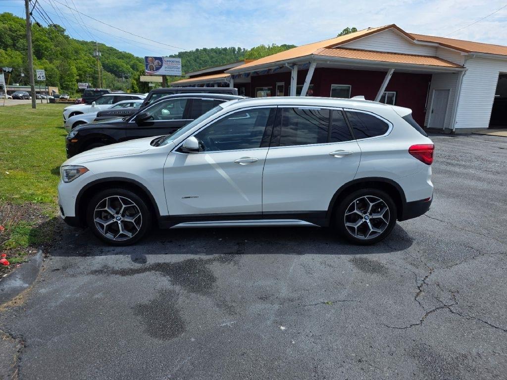 2016 BMW X1 xDrive28i's photo