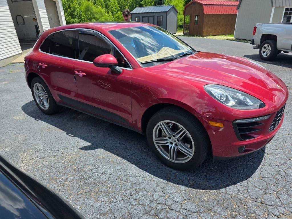 2016 Porsche Macan S's photo