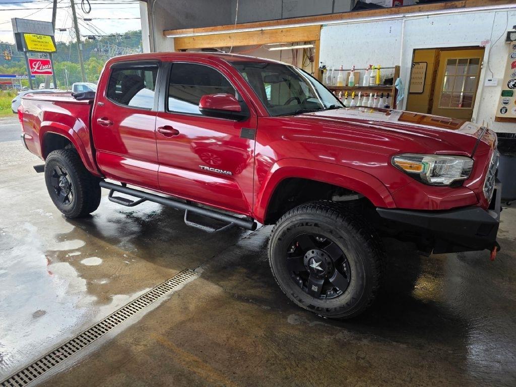 2017 Toyota Tacoma SR5 Double Cab Long Bed V6 6AT 4WD