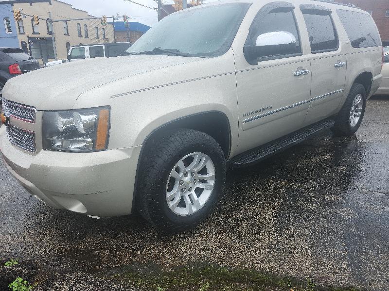2013 Chevrolet Suburban LTZ 1500 4WD